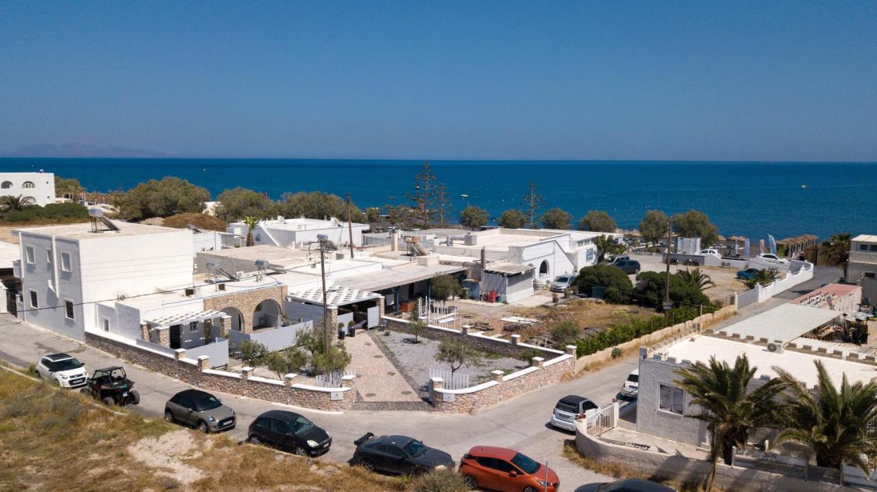 Kasteli Suites Perissa Exterior foto