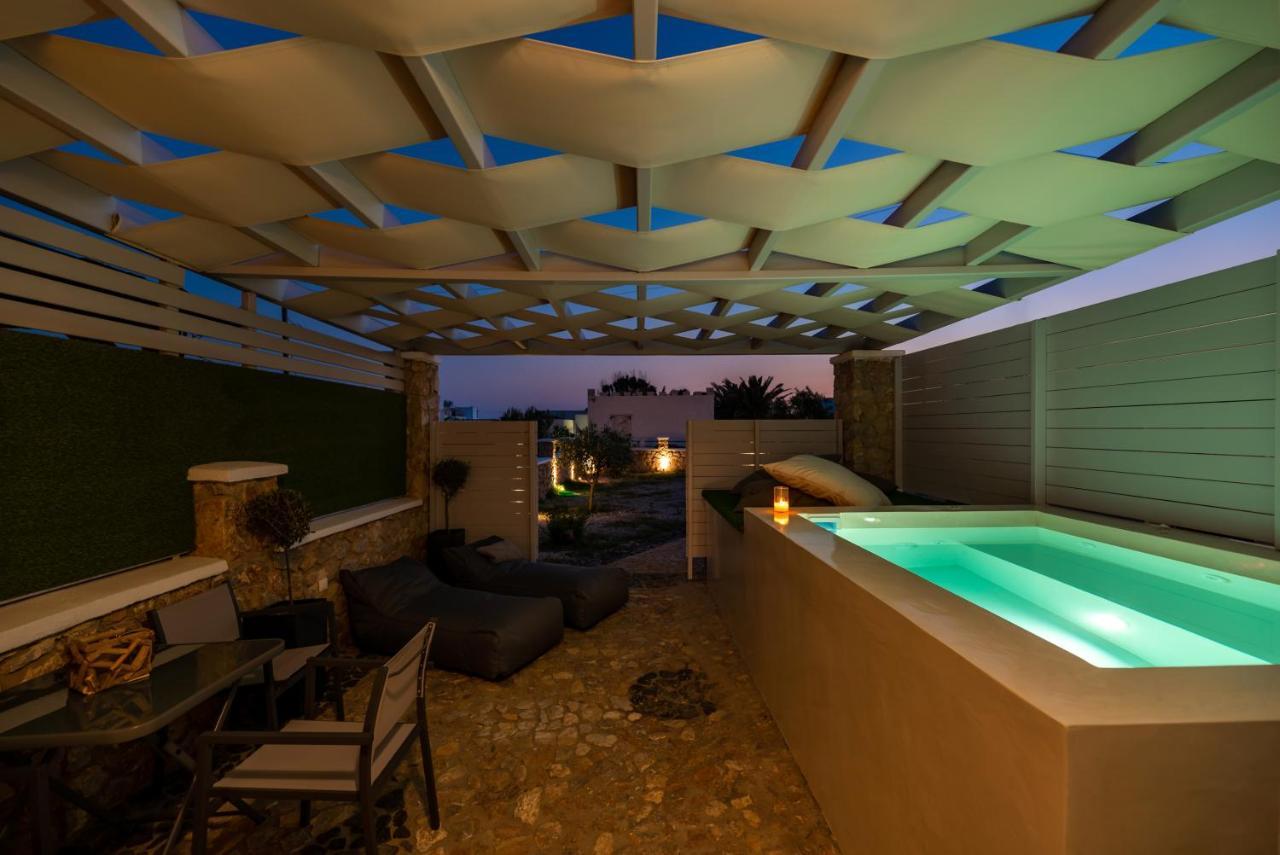 Kasteli Suites Perissa Exterior foto