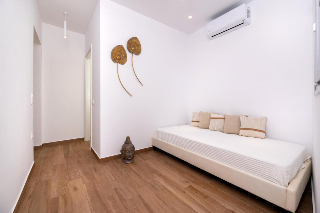 Kasteli Suites Perissa Exterior foto