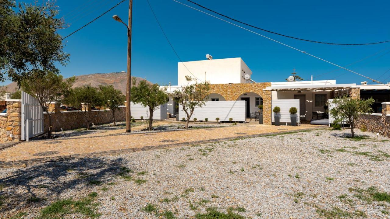 Kasteli Suites Perissa Exterior foto